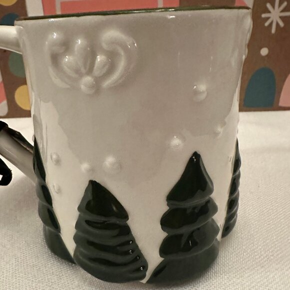 Peppermint & Pine Green Evergreen Trees White Trimmed Mug NWT Hand Painted 2025 - Picture 2 of 5